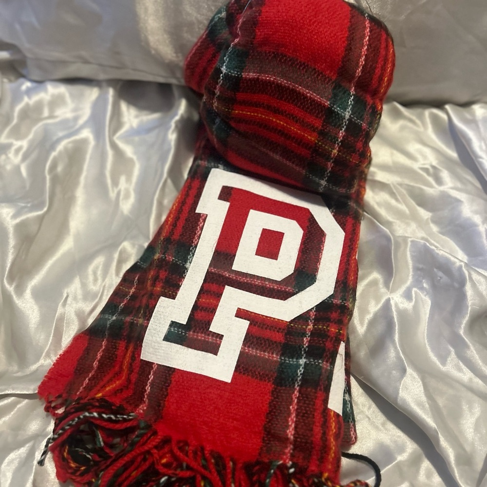 Plaid Red Scarf (pink) Victoria secret